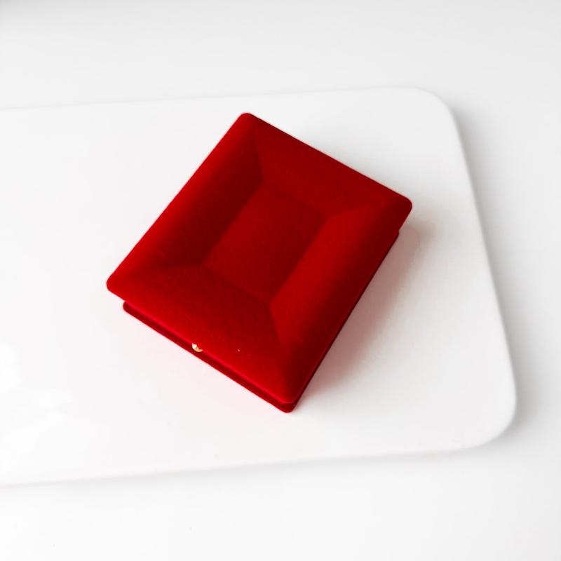 جعبه کادویی جواهر طرح ساده