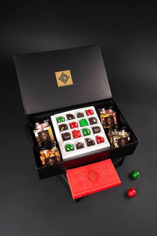 باکس Royal Yalda