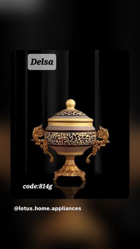 شکلات خوری اریکو مدل دلسا کد 814G – سایز متوسط یکی از محصولات شیک و پرفروش برند معتبر Eriko است که با طراحی خاص و رنگ زرشکی مات با پوشش سندبلاست، جلوه‌ای لوکس و چشم‌نواز به میز پذیرایی شما می‌بخشد.