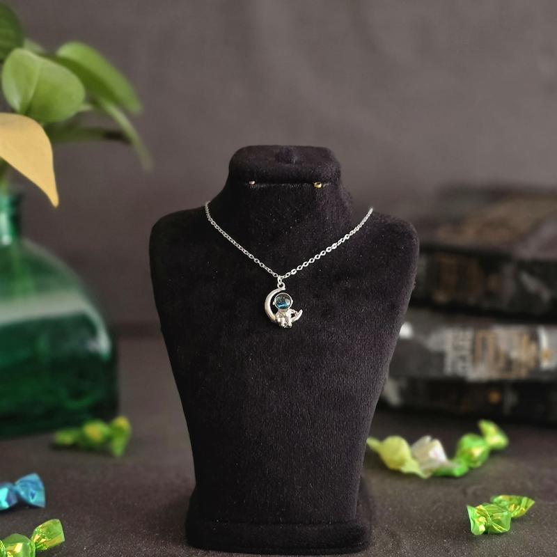 گردنبند ماه نورد