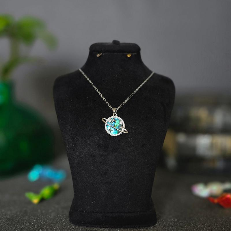 گردنبند زحل مرمری