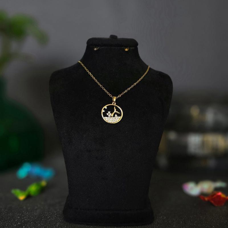 گردنبند دریای طلایی