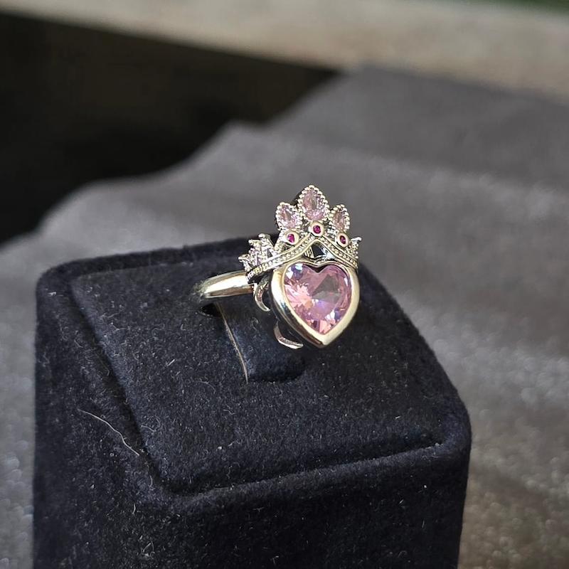 انگشتر لیلیا