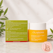 اسکراب شکری بدن کلارنس تونیک - Clarins Tonic Sugar Polisher With Essential Oils