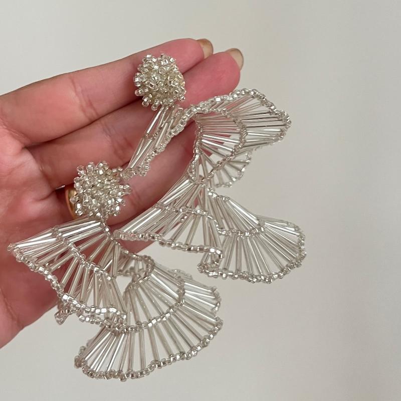 گوشواره پیچی فنری 