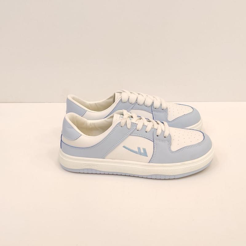 کفش کتونی فشن