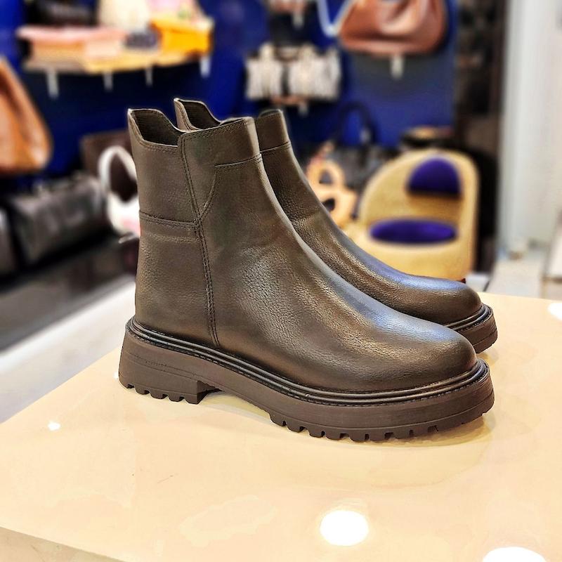 نیم بوت کلاسیک