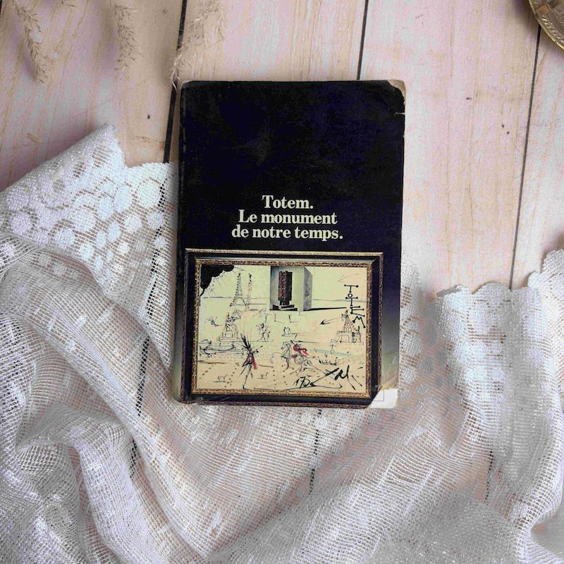 کتاب  Totem. Le monument de notre temps.