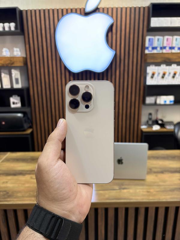 گوشی موبایل اپل مدل iphone 16 pro ظرفیت ۲۵۶ پارت نامبر za
