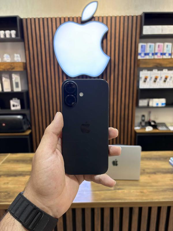 گوشی موبایل اپل مدل iphone 16 normal ظرفیت۱۲۸ پارت نامبر ch