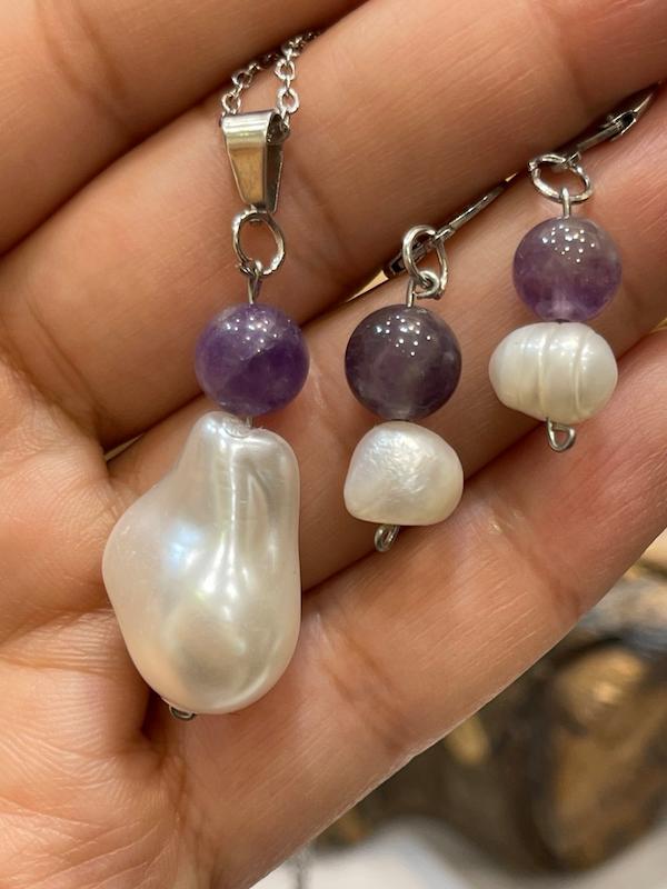 ست گردنبند و گوشواره آمیتیست و مروارید