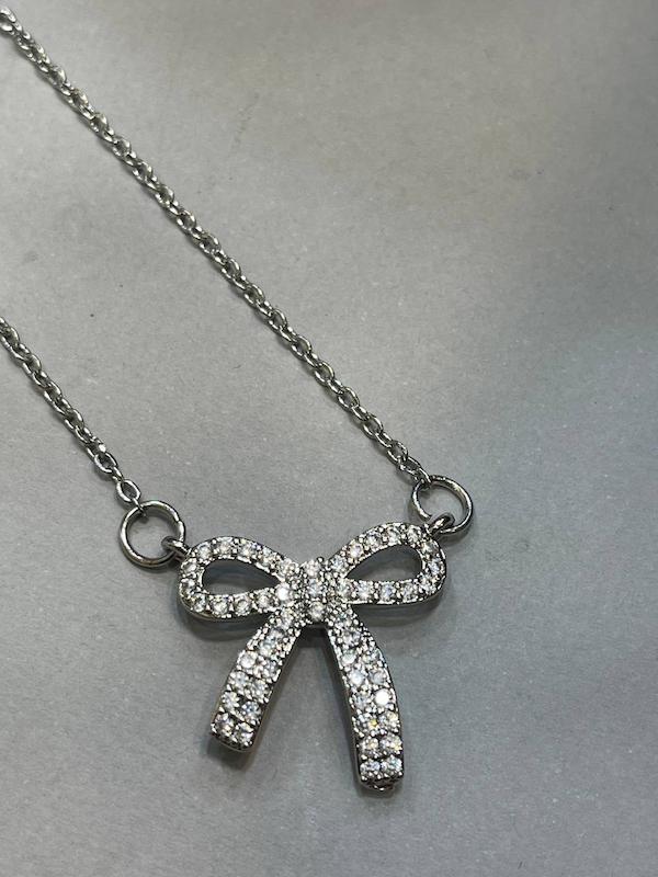 گردنبند پاپیون استیل