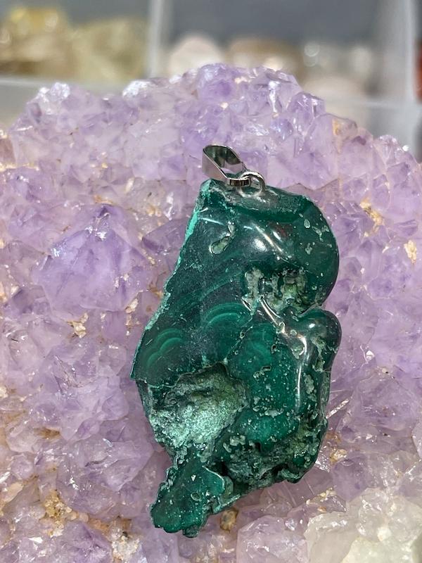 گردنبند سنگ راف مالاکیت کنگو