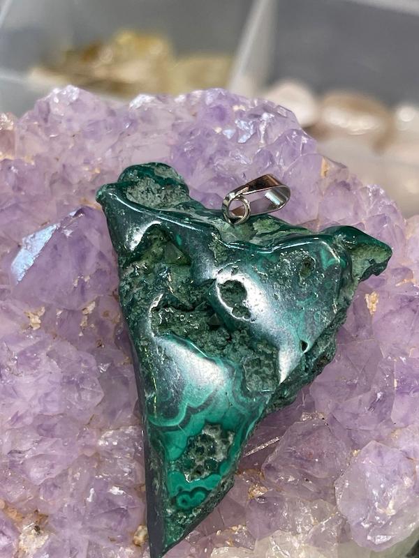 گردنبند سنگ راف مالاکیت کنگو