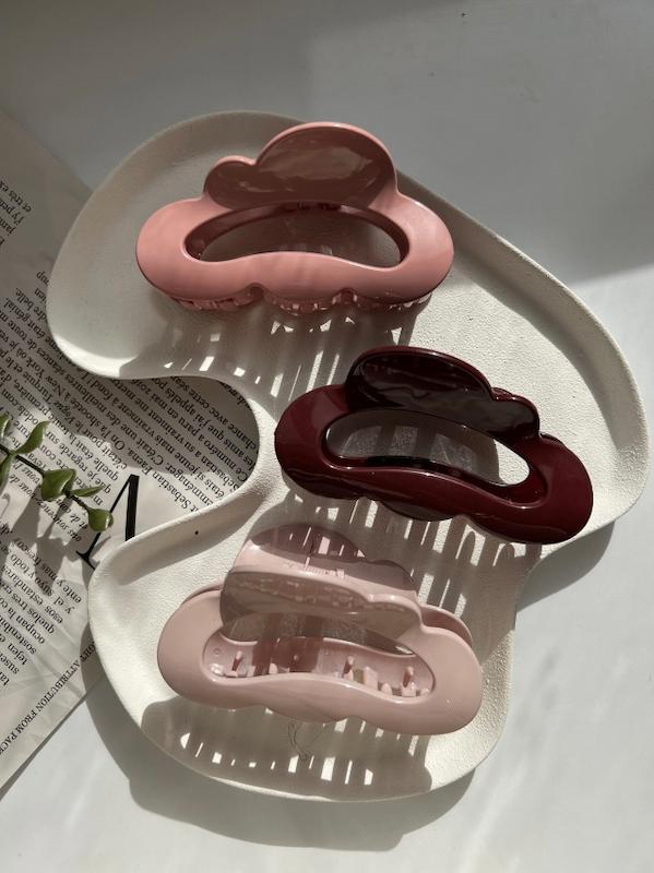 کلیپس روزانه ابری براق