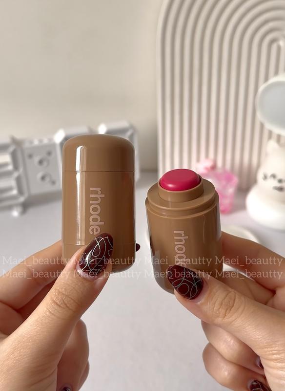 رژگونه استیکی هک رود Rhode