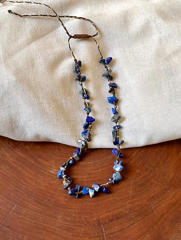 گردنبند و چوکر سنگ لاجورد