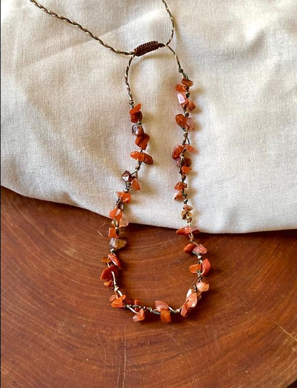 گردنبند و چوکر سنگ کارنلین