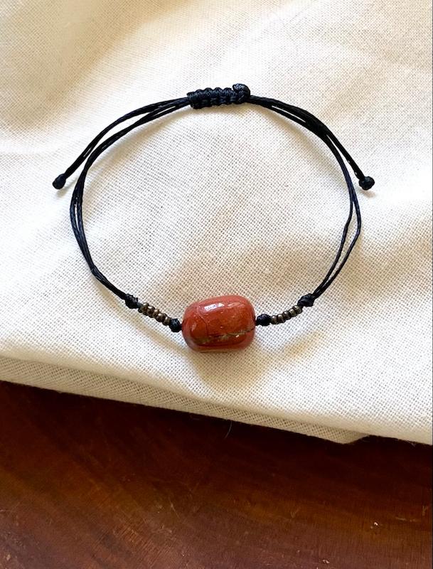 دستبند سنگ‌ جاسپر سرخ