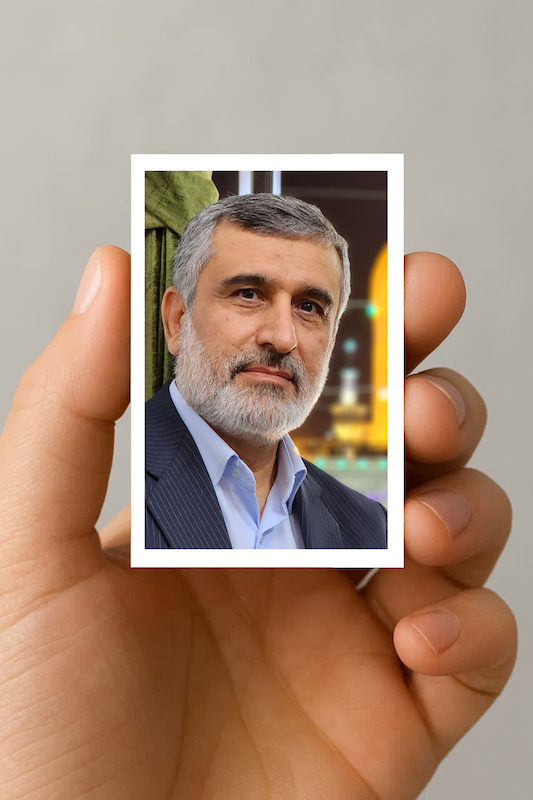 مگنت سردار حاجی زاده در جوار حرم امام رضا