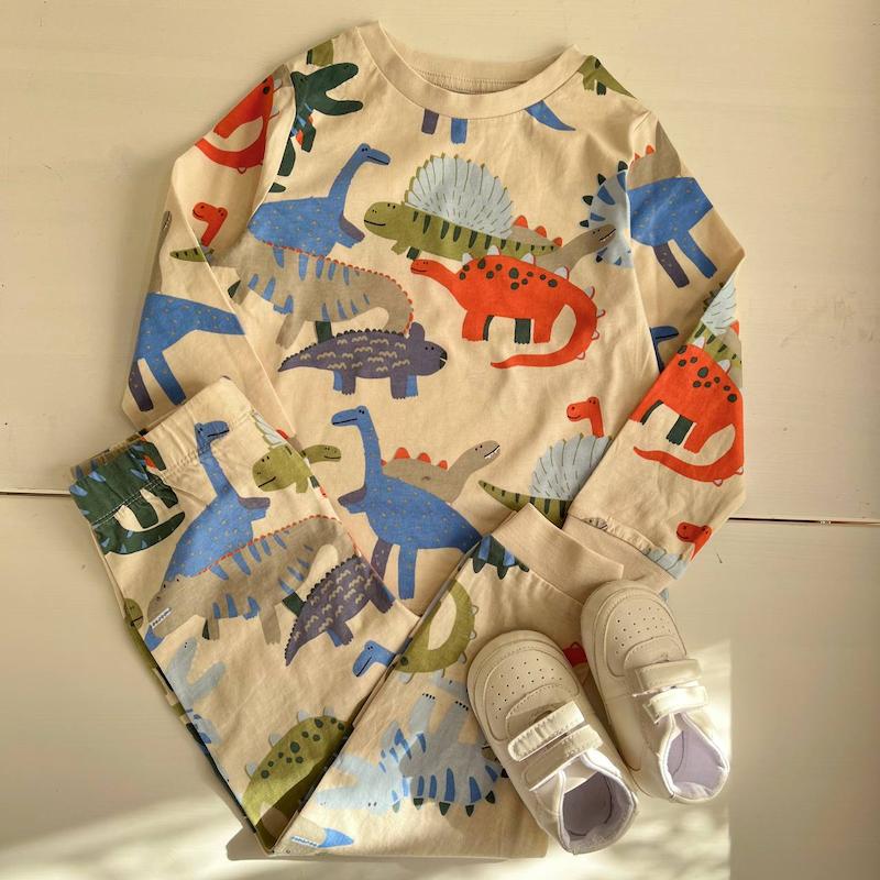 ست دايناسور كرم m&s