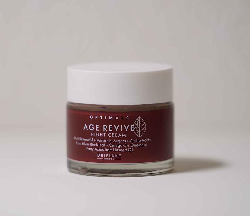 کرم شب ضدپیری بالای سی سال