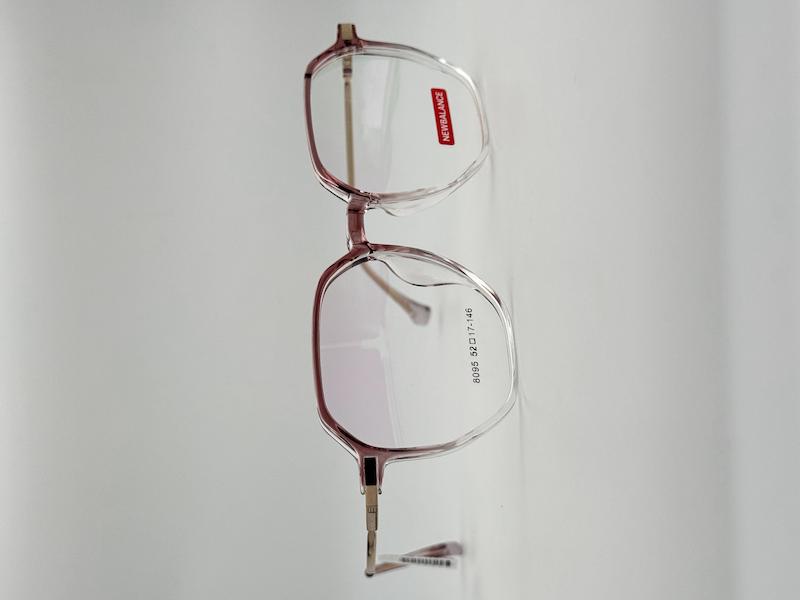 قیمت عینک طبی چند ضلعی NEW BALANCE مدل 8095