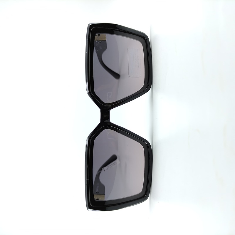 عینک آفتابی زنانه VERSACE مدل DS22759