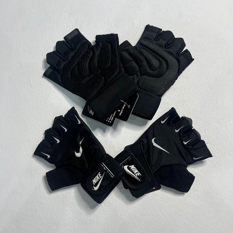 دستکش ورزشی کد۳۲/32