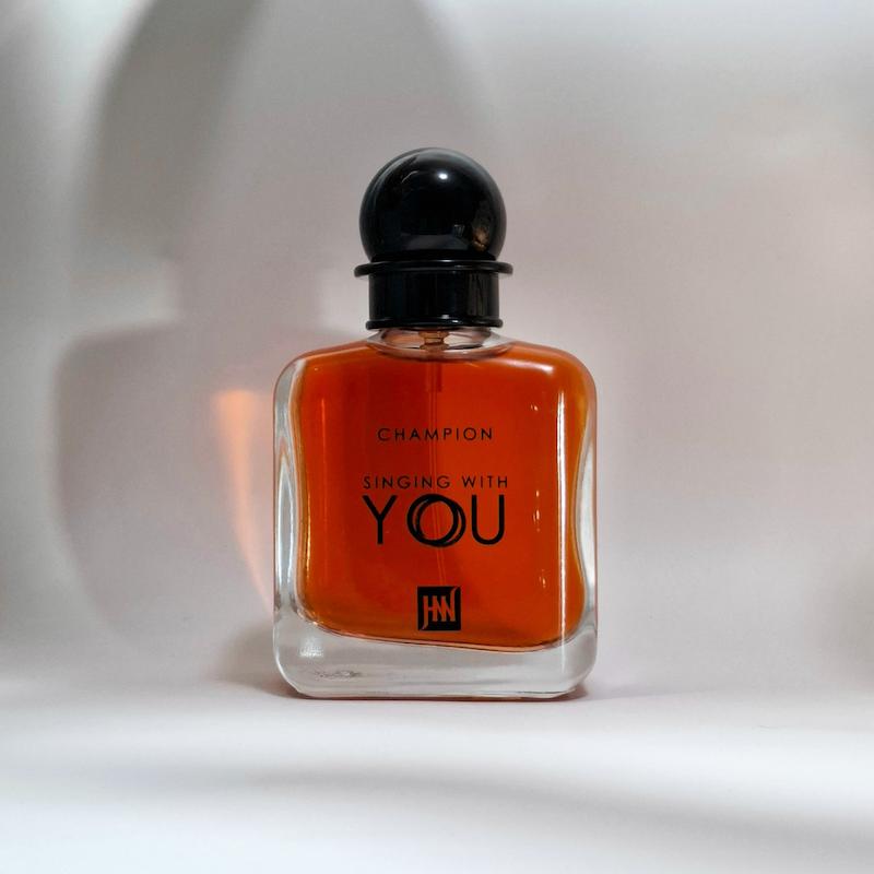 استرانگر ویت یو