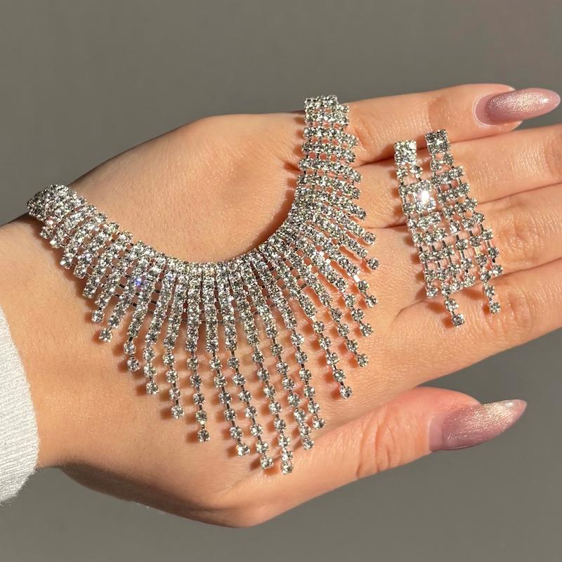 نیمست جواهری گرد پر