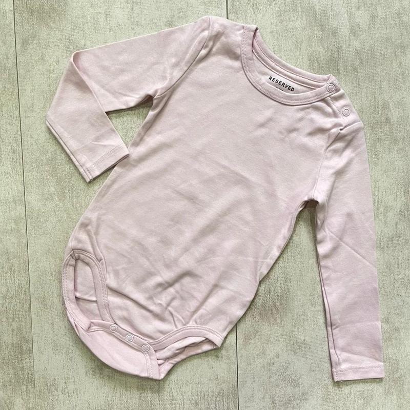 زیردکمه صورتی