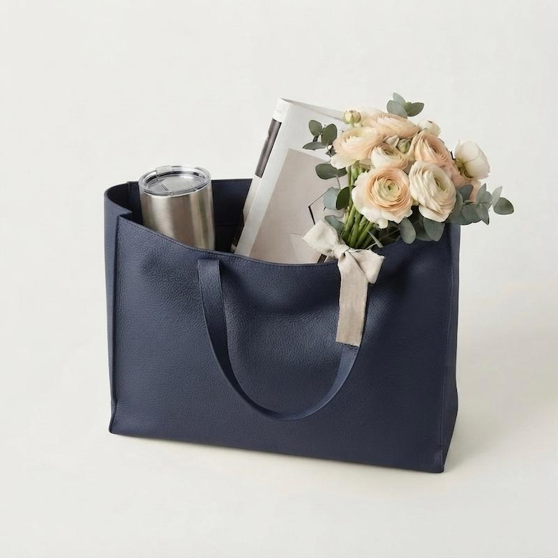 توت بگ چرم سرمه ای استردار ۴۰×۵۰ 