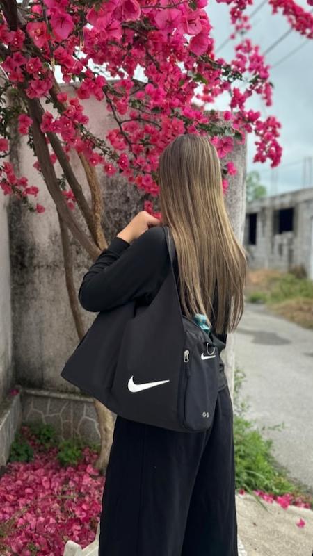 کیف خفاشی نایک
