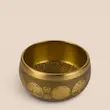 کاسه تبتی با مضراب چوبی مناسب مدیتیشن، یوگا، صدادرمانی و متعادل‌سازی چاکرا