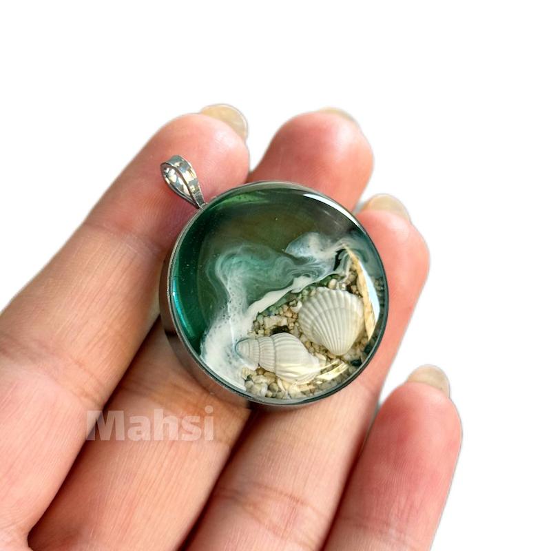 پلاک  دریا رزینی با صدف و ماسه طبیعی 