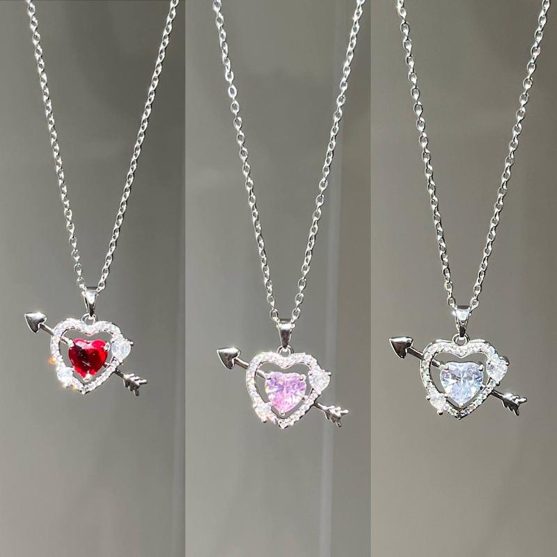 گردنبند قلب تیردار