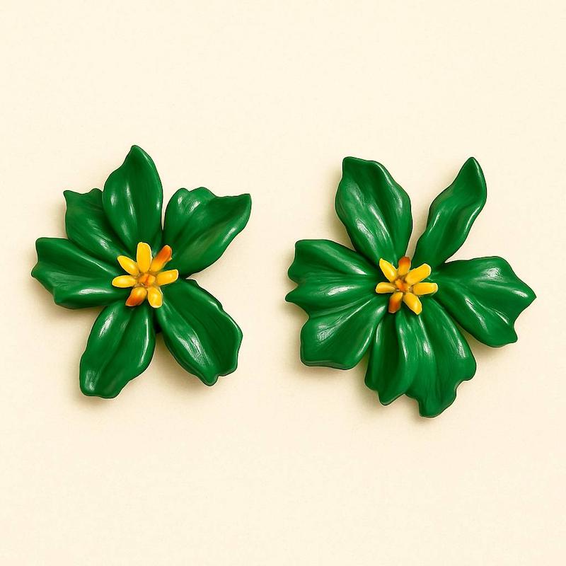 گوشواره طرح گل بزرگ سبز