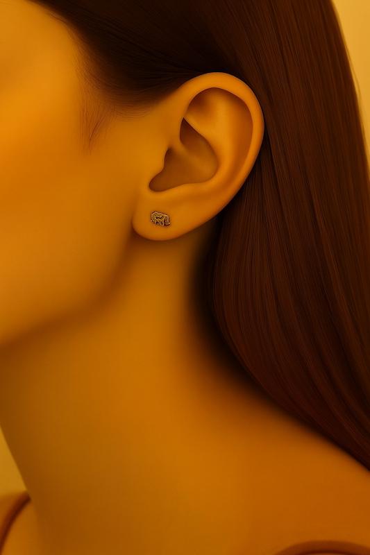 پیرسینگ گوش - طرح فیل طلایی