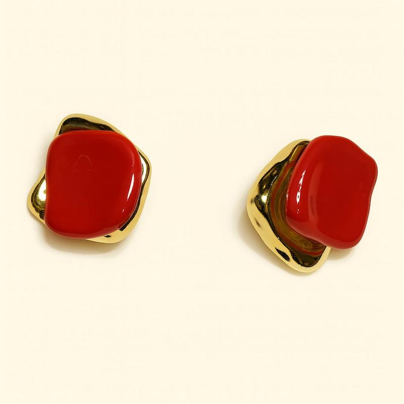 گوشواره قرمز طلایی