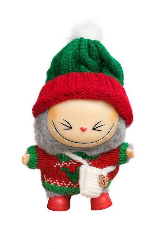 عروسک labubu (لبوبو) - با لباس کریسمس