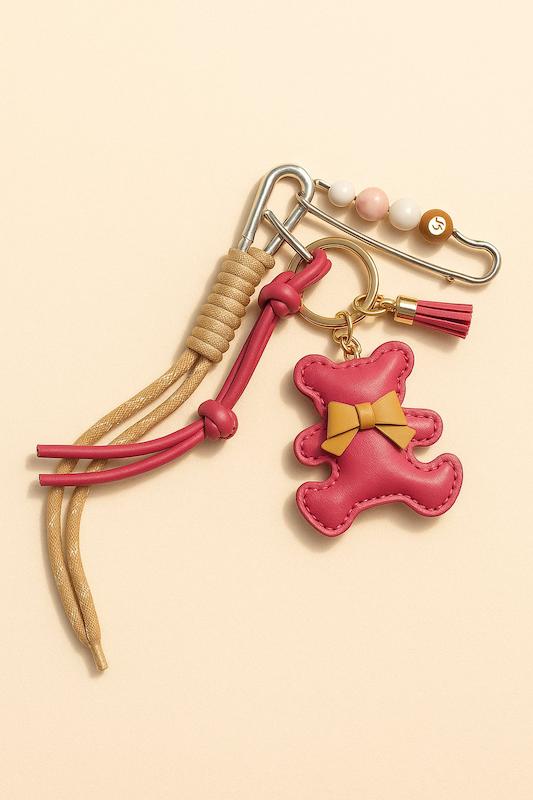 چارم بگ - طرح تدی صورتی