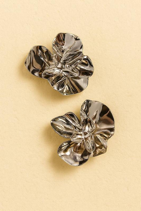 گوشواره طرح گل جنس فلزی