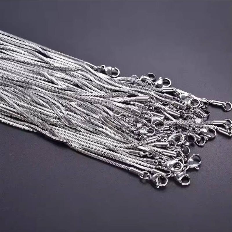 گردنبند استیل مدل ماری لوله ای