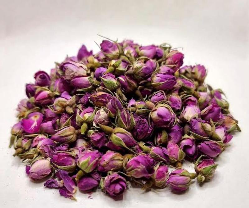 غنچه گل محمدی داراب 