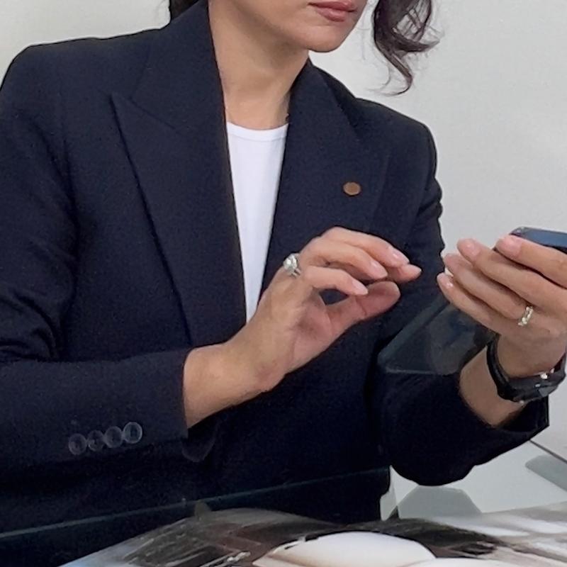 کت گاباردین زنانه،کت گاباردین زنانه، کت تک زنانه، قیمت کت تک زنانه، خرید آنلاین،خرید کت زنانه، کت Lux ، کت و شلوار مامیتوم، مامیتوم برند تخصصی کت و شلوار زنانه، کت و شلوار فاستونی زنانه، کت و شلوار بانوان