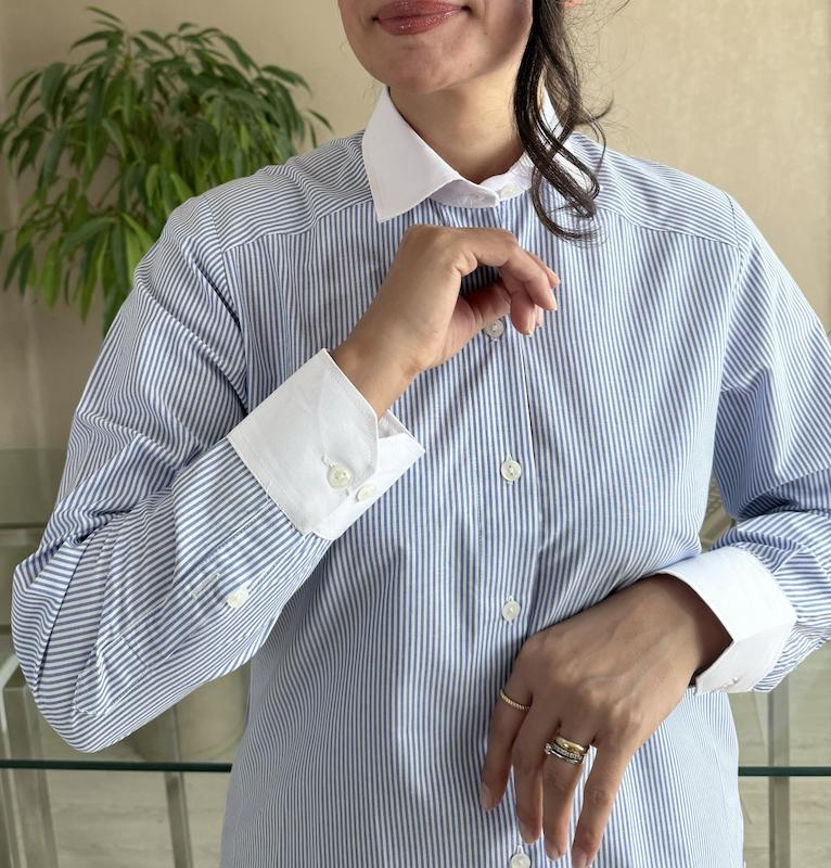شومیز وینچستر آبی M169  جنس: پوپلین  تن خور لباس : Slim Fit  طرح : وینچستر ( Winchester Shirt )، آبی راه راه با یقه و مچ سفید
