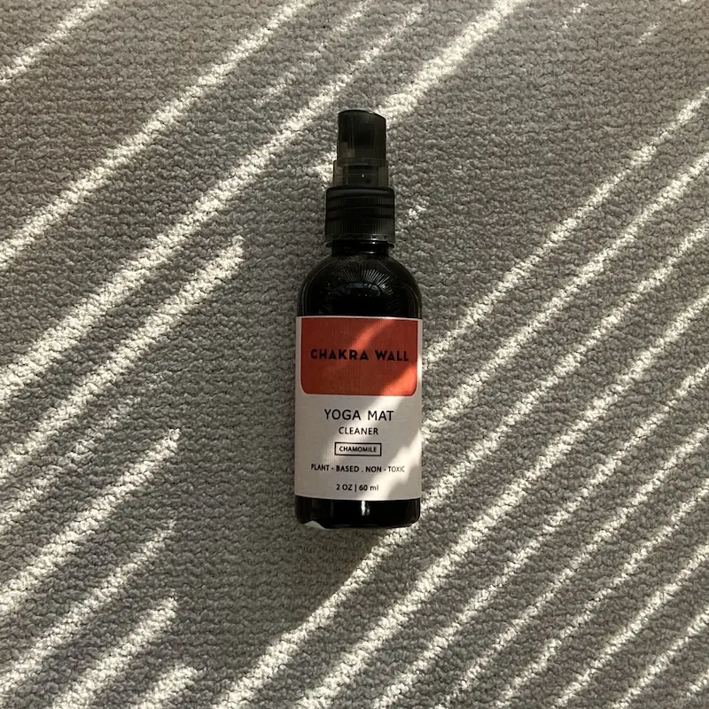اسپری خوش بو کننده و تمیز کننده مت یوگا چاکراوال بابونه 60 میلی لیتر ( CHAMOMIL YOGA MAT 60ml )