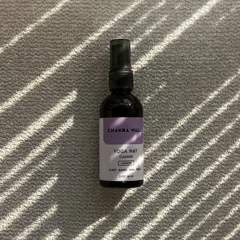 اسپری خوش بو کننده و تمیز کننده مت یوگا چاکراوال استوخودوس 60 میلی لیتر ( LAVENDER YOGA MAT 60ml )