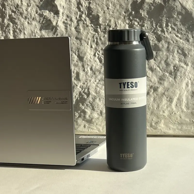 تراول ماگ دسته دار 710 میلی لیتر TYESO